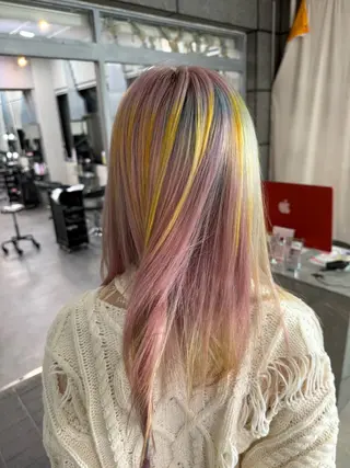 カラー ALLY Tokyo所属・ブリーチカラー/ デザインカラー/にらのヘアスタイル