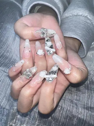 ネイル Lee Nailsのネイルデザイン