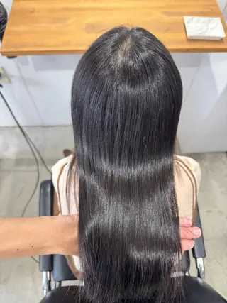 ロング Ceaven 溝の口【セヴン】所属・ツヤツヤ縮毛矯正 men'sカット小山のヘアスタイル