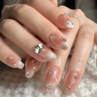 ネイル 新山 聖のネイルデザイン