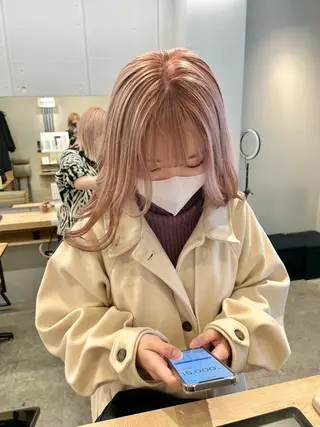 ロング SAEKI【ior 】北千住店ブリーチのヘアスタイル