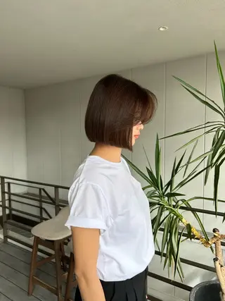 ショート カラー ⭐️海外レイヤー＆ ハイライト⭐️のヘアスタイル
