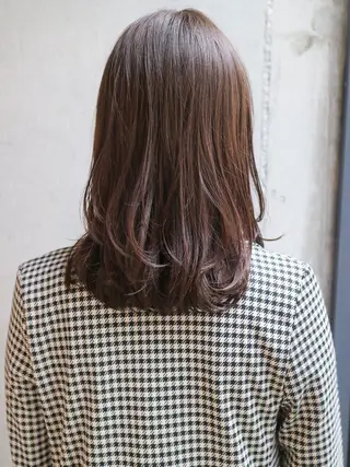 セミロング 佐藤 優芽香のヘアスタイル