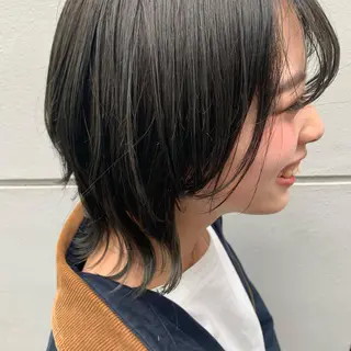 ショート カラー ヘアアレンジ サナ🌱 切りっぱなしボブのヘアスタイル