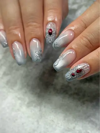 ネイル FIORITURA Maikoのネイルデザイン