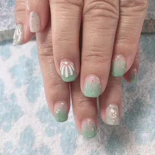 ネイル 結城 怜菜のネイルデザイン