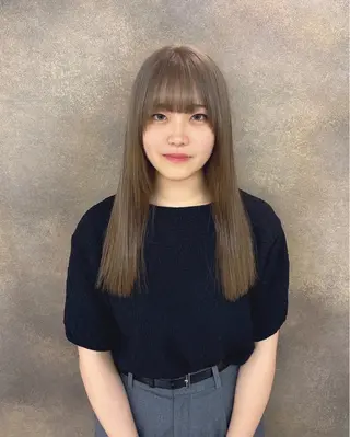 セミロング カラー macheriebyhase所属・藤井 心音のヘアスタイル