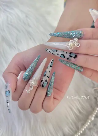 ネイル TIDY M&Mのネイルデザイン