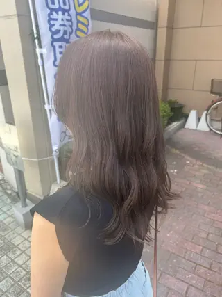 ミディアム éclat hairs beau group所属・西田 颯花のヘアスタイル