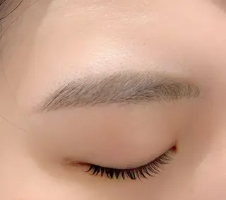 アイブロウ 志村 Fのマツエク・マツパデザイン