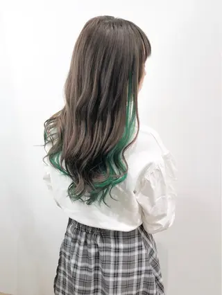 ロング カラー  渡部 妃月のヘアスタイル