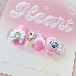 ネイル MignonReve ♡EIMI🌈のネイルデザイン