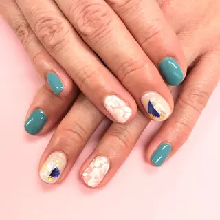 ネイル ユリシスネイル 担当近藤のネイルデザイン