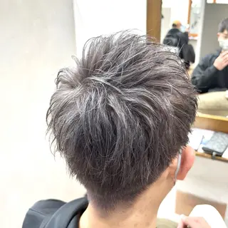 カラー メンズ 有田裕真 【ブリーチカラー】のヘアスタイル