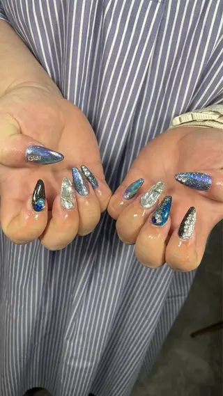 ネイル LAVISH nail salonのネイルデザイン