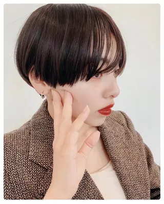 ショート 加藤木麻彩 NEROのヘアスタイル