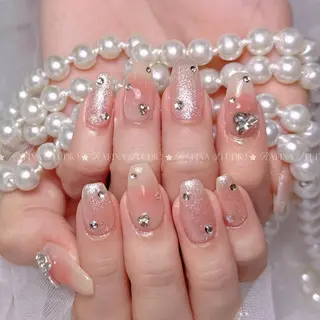 ネイル 玲央 YOYOのネイルデザイン