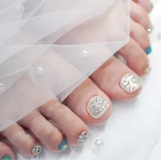 ミディアム Re nail所属・Re nailのネイルデザイン