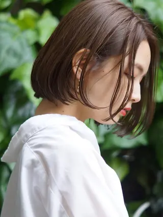 ショート hoNua. 栄/透明感カラーのヘアスタイル