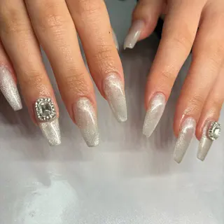ネイル RE💟N.NAIL ラテン系お姉さんのネイルデザイン