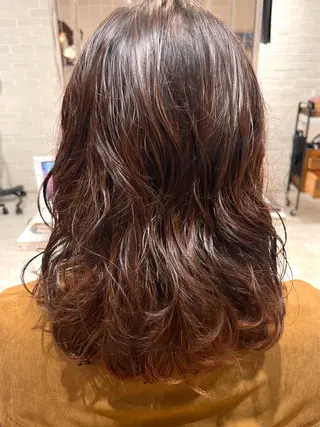 セミロング カラー パーマ レイヤーカット ✨️進藤ひかりのヘアスタイル