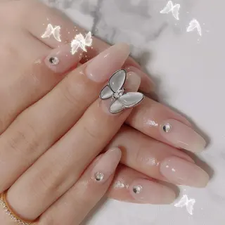 ネイル ネイルサロンエクラ 🫧Shizukaのネイルデザイン