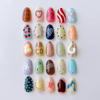 ネイル she saw me / shokoのネイルデザイン