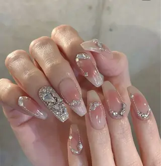 ネイル R's  Nail所属・LI KOのネイルデザイン