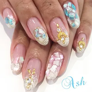 ネイル 🩵NORIKO 上品ネイルが得意🩵のネイルデザイン