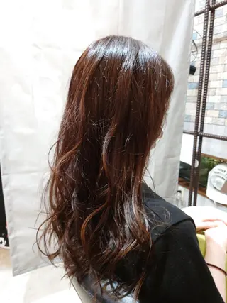 ロング カラー 浅野  勇貴のヘアスタイル