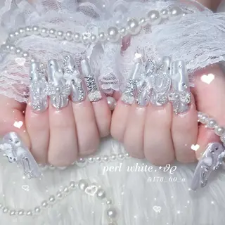 ネイル HAPPINAS れん┊痛ネイル&3Dのネイルデザイン