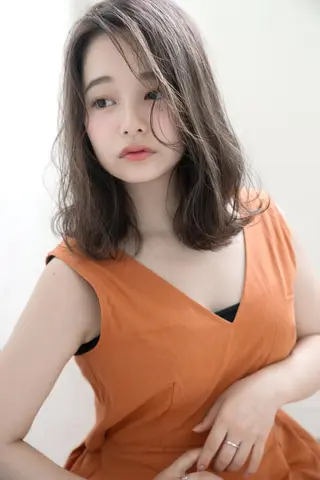 ミディアム カラー DUNOhair デュノヘアーのヘアスタイル