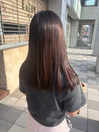 ロング 山本 遥海のヘアスタイル