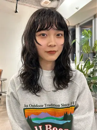 セミロング Maruquee de mashu所属・みうら ありさのヘアスタイル