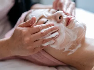 【肌質改善・リフトアップ専門店】セラピックエステ美極所属・羽賀 茉衣子のエステ・リラクイメージ