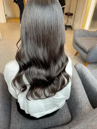 ロング Eleanor梅田店 REMIのヘアスタイル