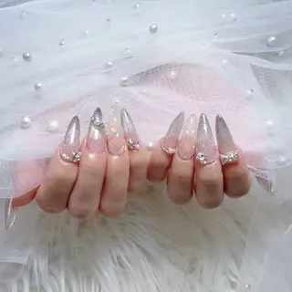 ネイル ENsalon AKIRAのネイルデザイン