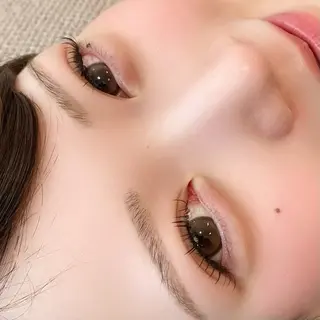 マツエク・マツパ frill by plan所属・四条烏丸/frill 🩶akaneのマツエク・マツパデザイン