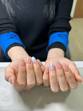 ネイル コウ ヨウのネイルデザイン