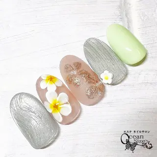 ネイル 宮森 貴子のネイルデザイン