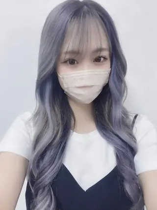 カラー ロング ヘアアレンジ エクステ LuciA\5900のヘアスタイル