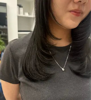 ロング BELLE by revo所属・𝘀𝗮𝗲/ 艶髪/ショートボブのヘアスタイル