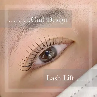 パーマ 山守 芽以のマツエク・マツパデザイン