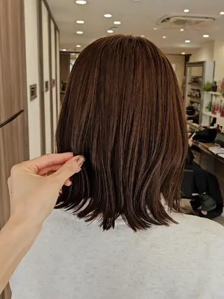 ショート カラー ナチュラル暖色カラー 🤎 佐藤栞のヘアスタイル