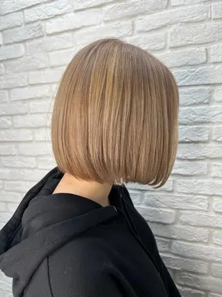 カラー 辻 凜香のヘアスタイル