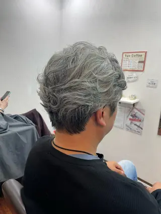 パーマ 山本 雷のヘアスタイル