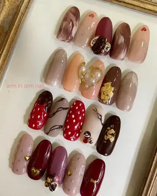 ネイル arm in arm ︎✿Yamamotoのマツエク・マツパデザイン