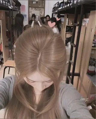 ロング カラー 盛れる上質ワンホン ヘア🤍YUME🤍のヘアスタイル