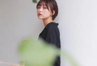 ショート カラー THE DAY所属・AKI HASHIMOTOのヘアスタイル