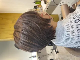 カラー 嶋村夏実🌼レイヤー 🌸白髪ぼかしのヘアスタイル